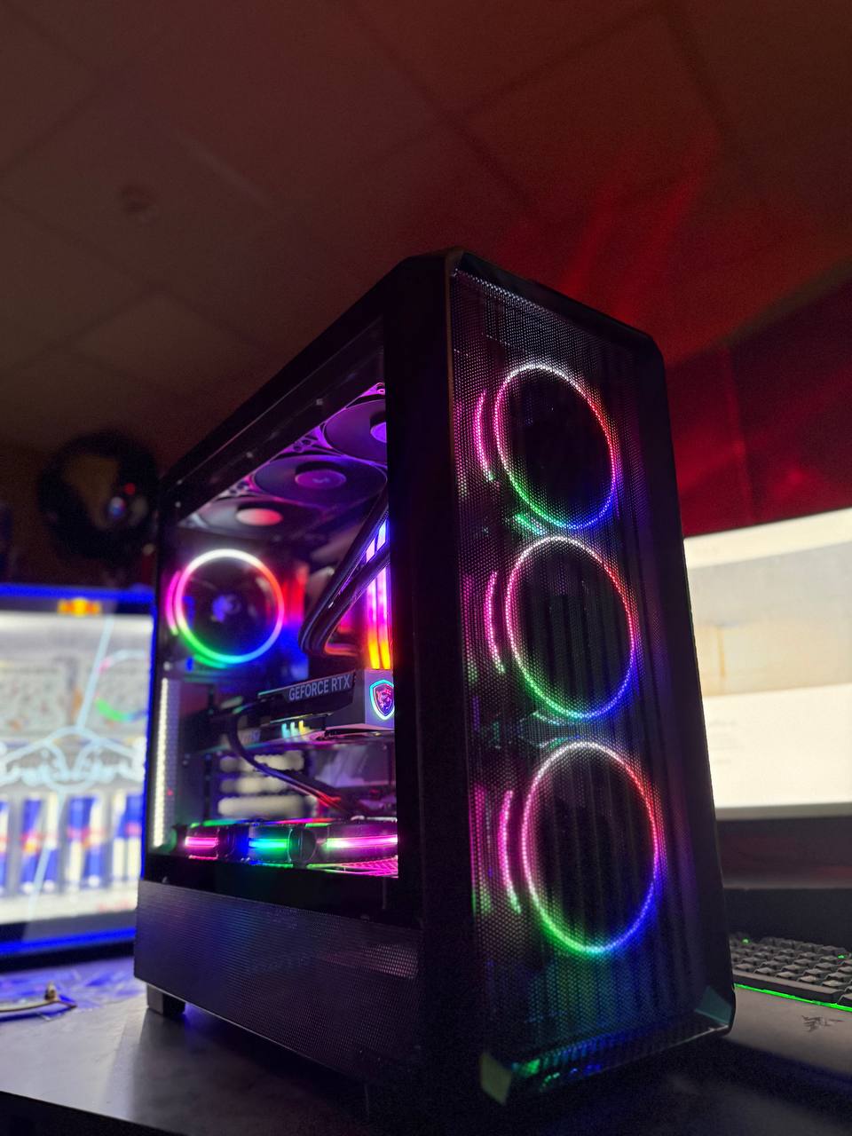 24-Tuumaline Vesijahutusega i9 Mänguriarvuti, DDR5, RTX 5060 Ti