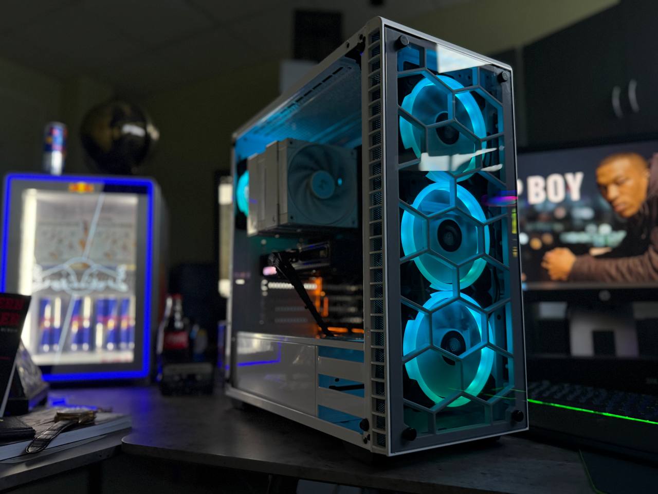 8-Tuumaline Mänguriarvuti Ryzen up to 4.60Hz, GeForce GTX 1080 TI - 11GB, 32GB RAM
