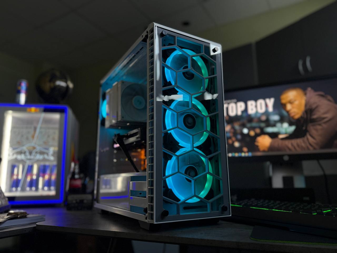 8-Tuumaline Mänguriarvuti Ryzen up to 4.60Hz, GeForce GTX 1080 TI - 11GB, 32GB RAM
