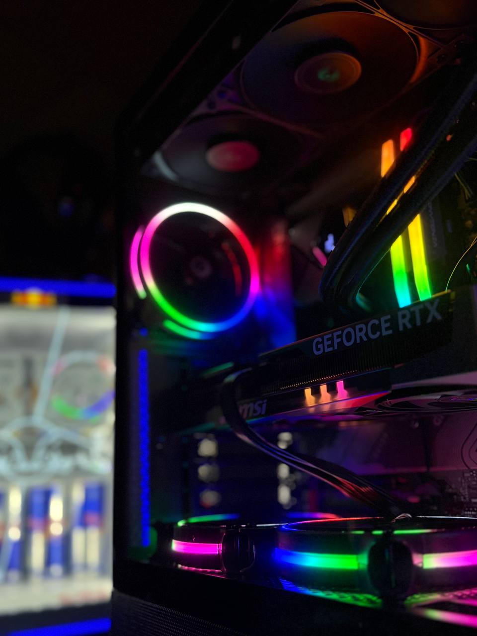 24-Tuumaline Vesijahutusega i9 Mänguriarvuti, DDR5, RTX 5060 Ti