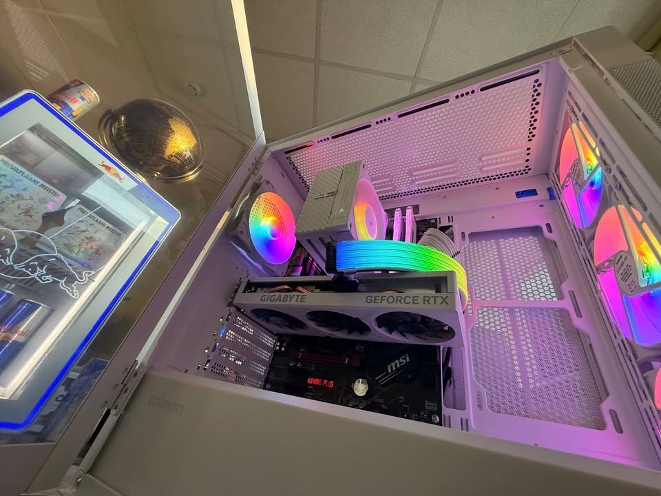 Võimas 8-Tuumaline Ryzen 5700X3D Mänguriarvuti, GeForce RTX4060 Eagle Ice